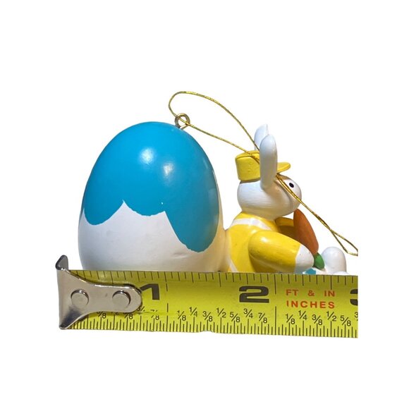 Avon Love-A-Bunny Collection Lunchtime Bunny Ornament - Picture 8 of 10